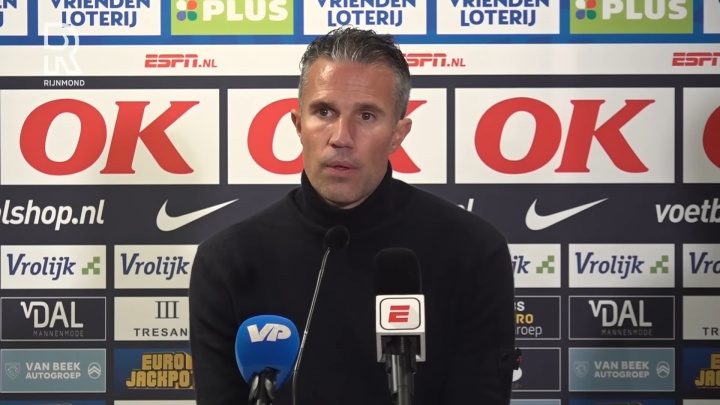 mksports-被球迷怒骂"滚蛋"！范佩西：听到了，但这些年我已练就一副厚脸皮